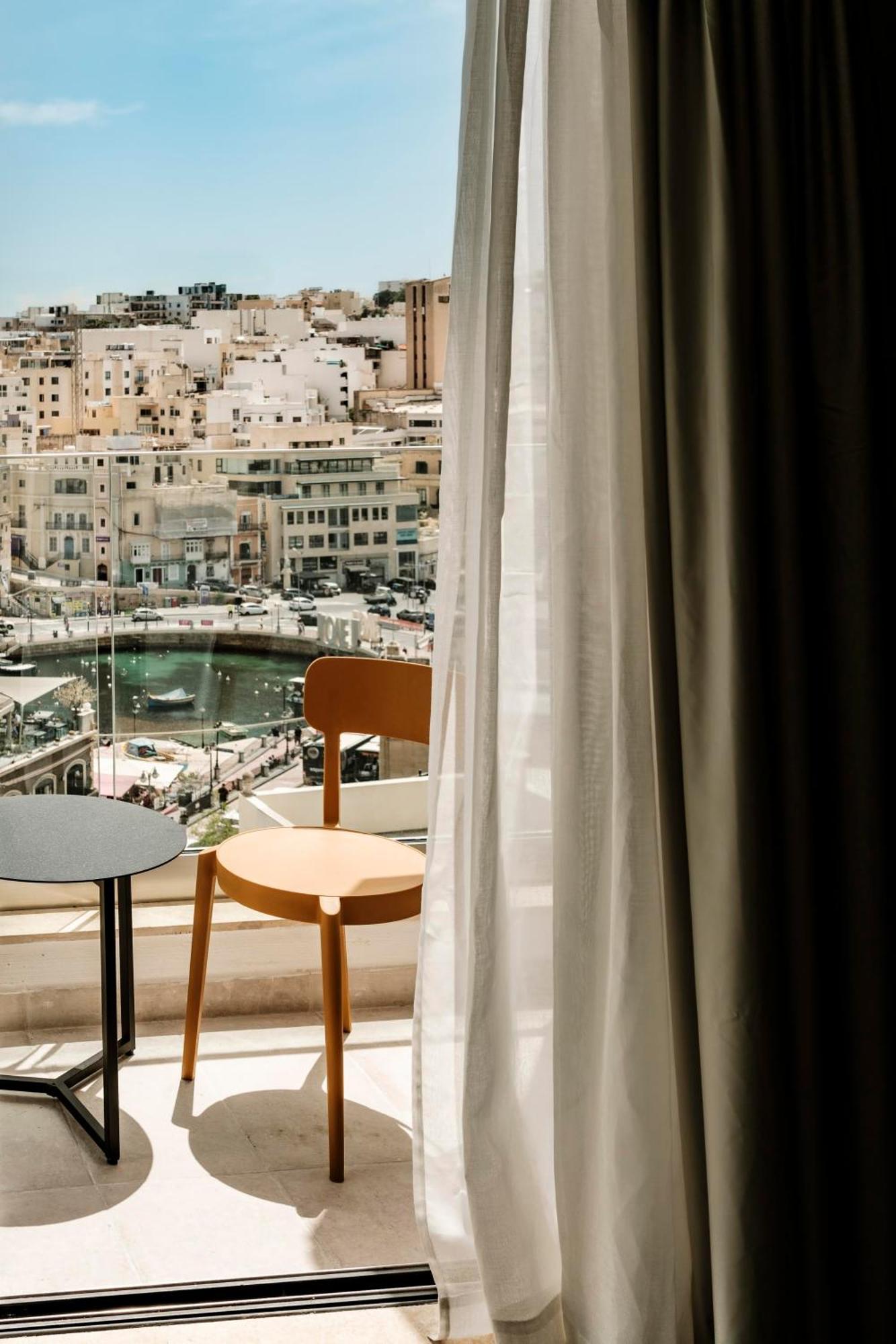 Spinola Hotel Saint Julian's Екстериор снимка