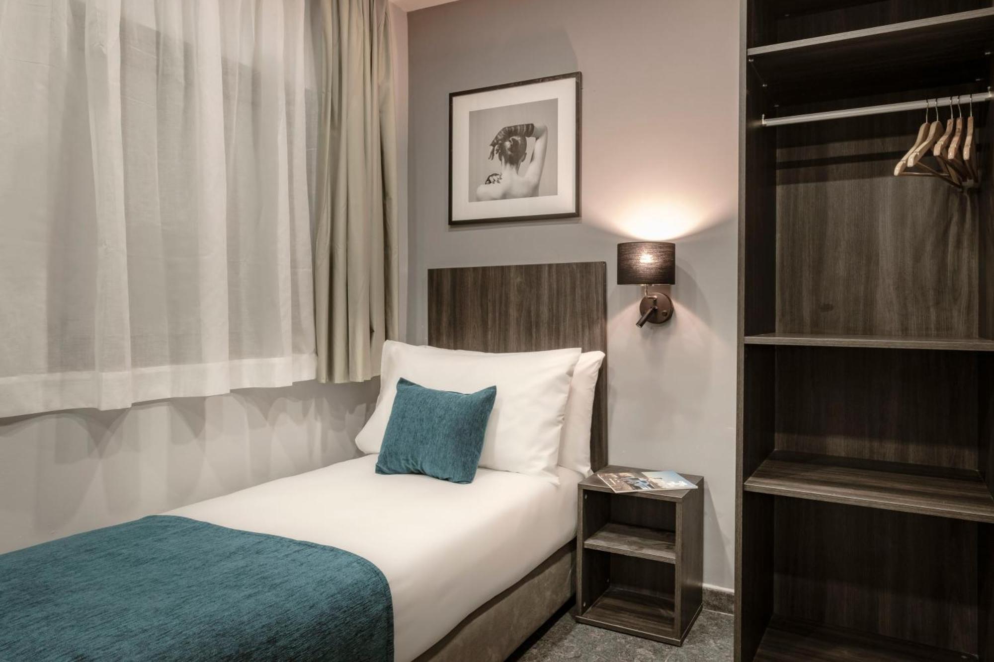 Spinola Hotel Saint Julian's Екстериор снимка