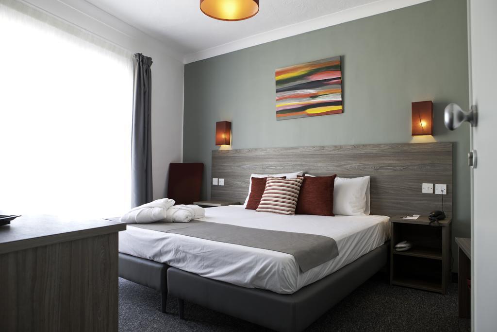 Spinola Hotel Saint Julian's Стая снимка